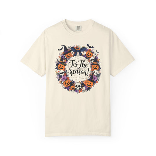 Tis The Season Spooky Wreath Womens WUNDERLAND Backyard Dept Halloween Booteek Short Sleeve Tee