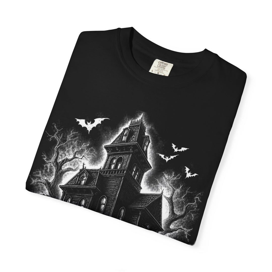 Moonlit Haunted Manor Womens WUNDERLAND Halloween Booteek Short Sleeve Tee
