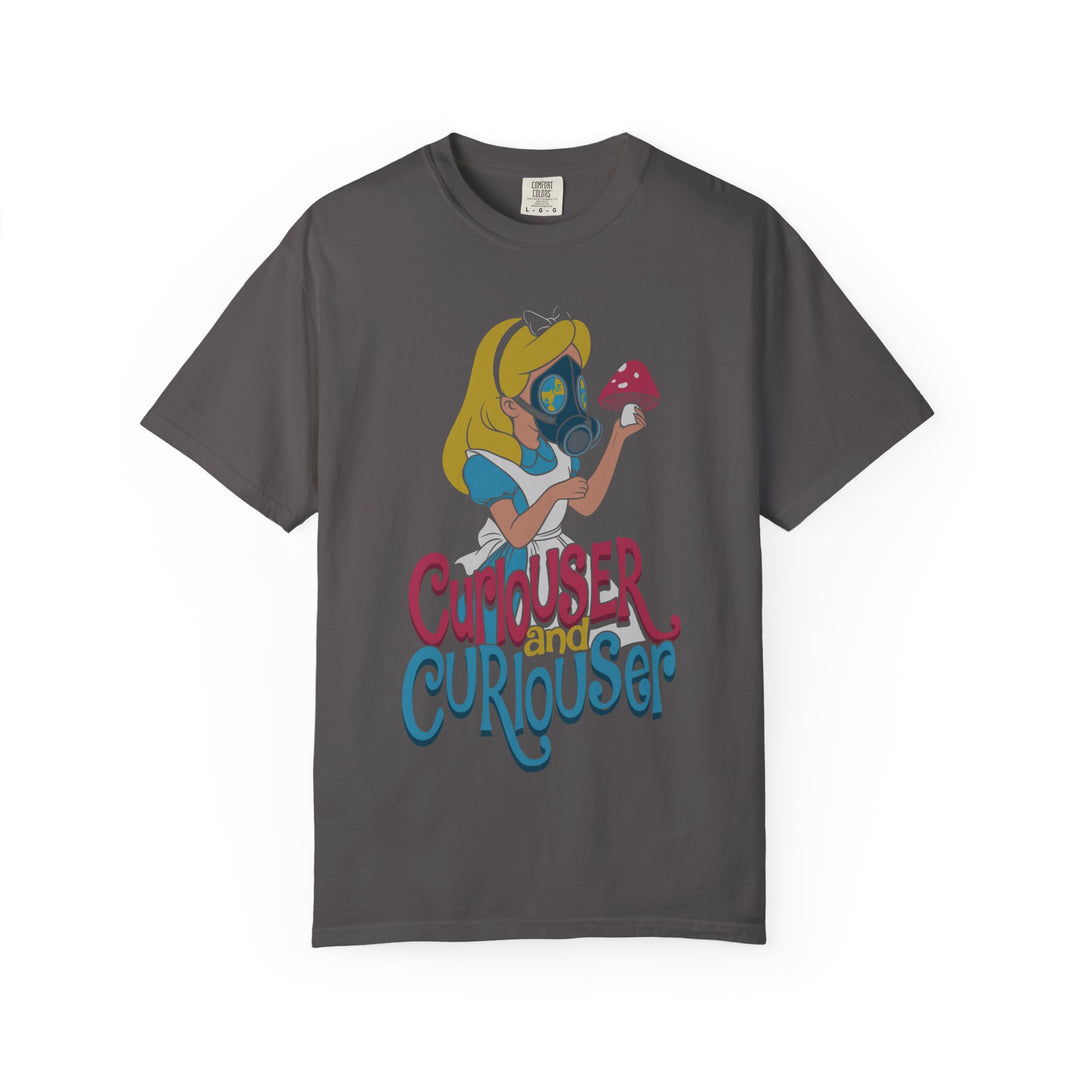 CURIOUSER & CURIOUSER Vintage Mens ATOMYK Short Sleeve Tee