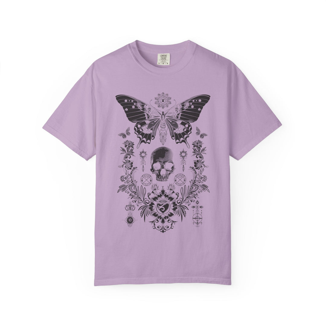 Mystical Skull Flora and Moth Womens WUNDERLAND Backyard Dept Halloween Booteek Short Sleeve Tee