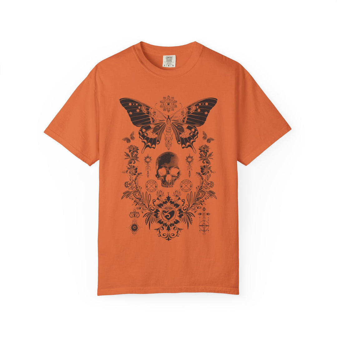 Mystical Skull Flora and Moth Womens WUNDERLAND Backyard Dept Halloween Booteek Short Sleeve Tee