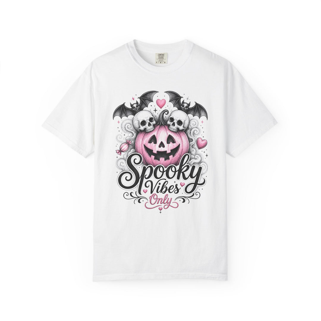 Spooky Vibes Only Pink Pumpkin Skull &amp; Bats Womens WUNDERLAND Halloween Short Sleeve Tee