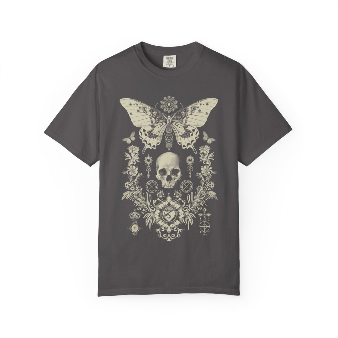 Mystical Skull Flora and Moth Womens WUNDERLAND Backyard Dept Halloween Booteek Short Sleeve Tee