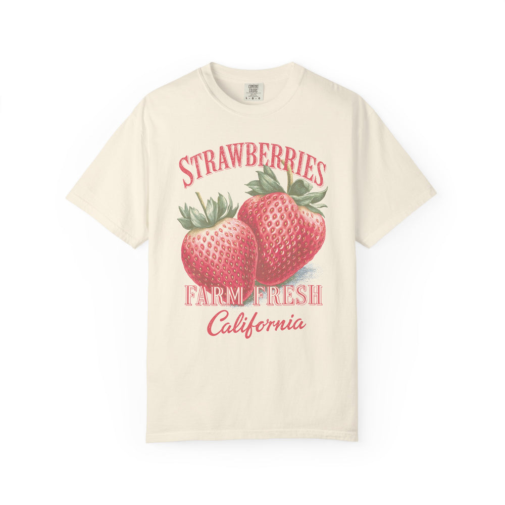 Strawberries Farm Fresh Womens L'Atomique Relaxed Fit Comfort Colors Graphic Tee