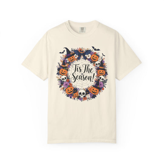 Tis The Season Spooky Wreath Womens WUNDERLAND Backyard Dept Halloween Booteek Short Sleeve Tee
